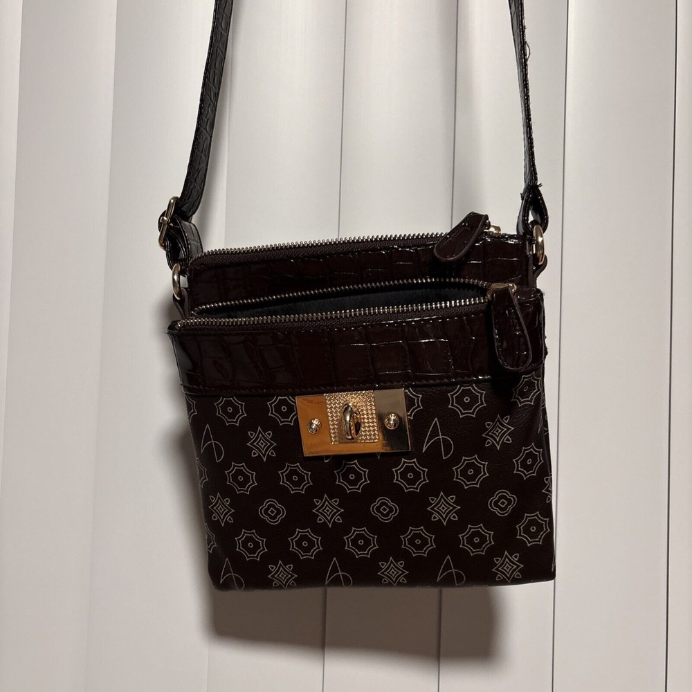 Alfred Durante, Bradford Exchange, Women's Brown Sling Bag‎ 8" x 8" inch